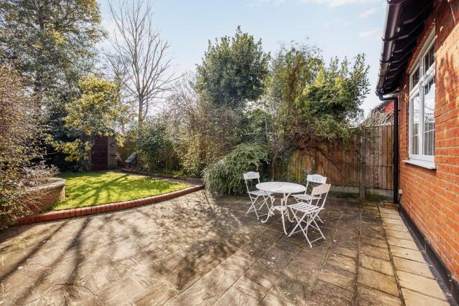 Wonderful Southerly Facing Garden