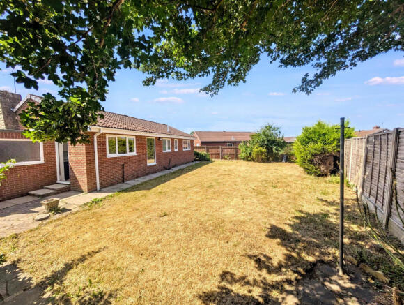 2 bed Detached Bungalow for sale Image 11