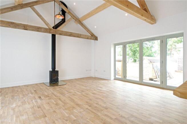 Sitting/Dining Area