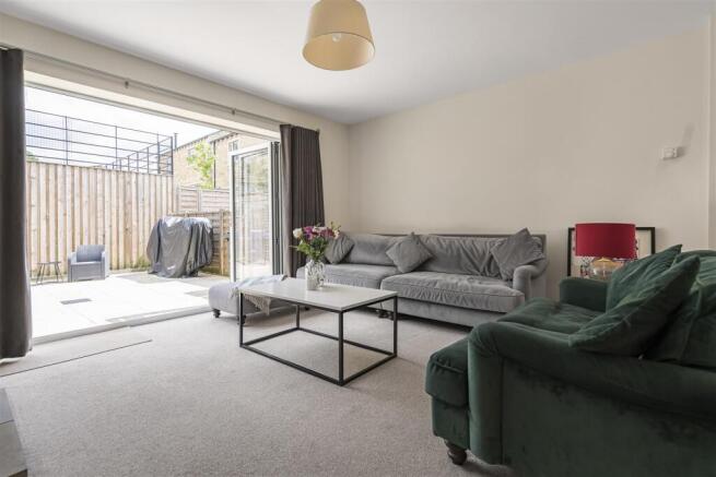 2 bed Semi-Detached for sale Image 5
