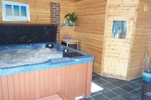 Jacuzzi Room