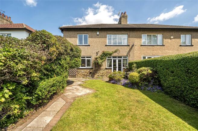 4 bed Semi-Detached for sale Image 12