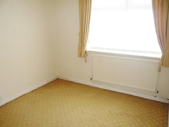 Bedroom 2/dining room
