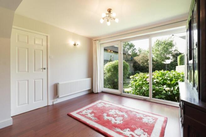 3 bed Semi-Detached for sale Image 10