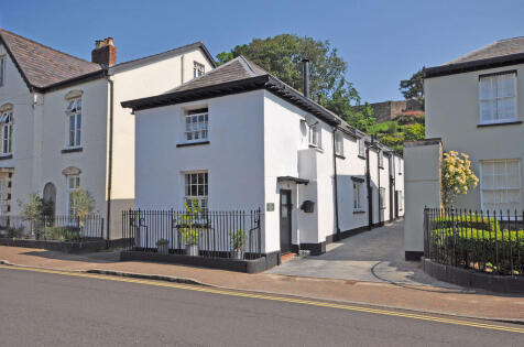 Porthycarne Street, Usk