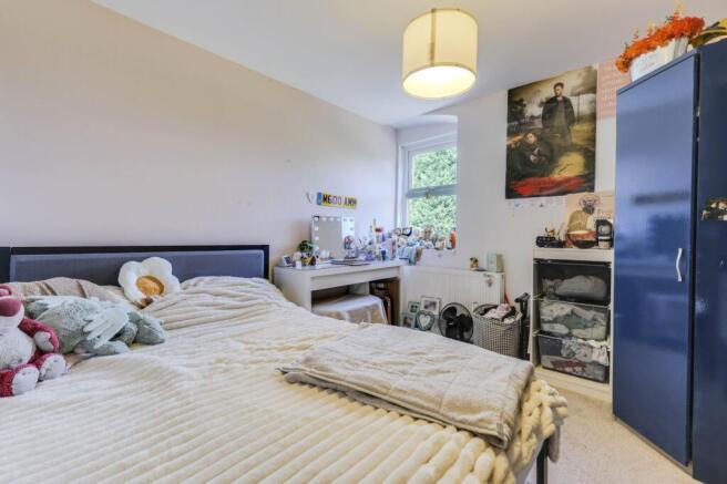 3 bed Terraced for sale Image 10