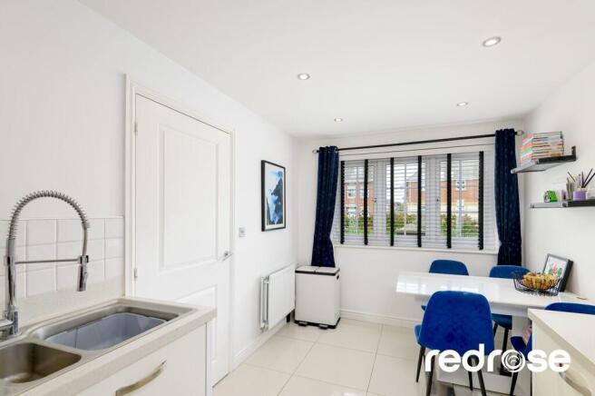 web_16 Buckingham...