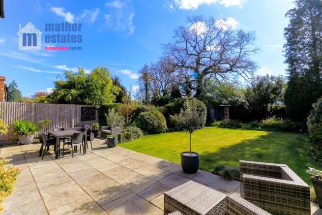 Elmwood, West Side, Welwyn Garden City photo 4