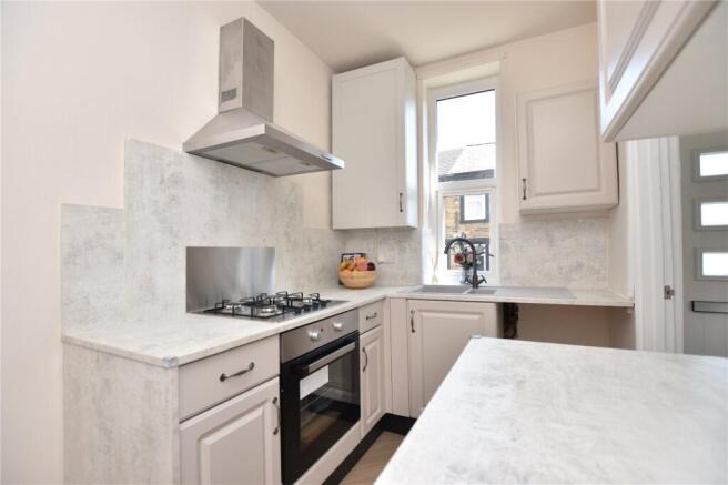 2 bed Terraced for sale Image 4
