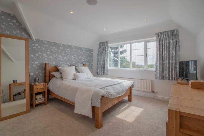 Bedroom 1 (Double)