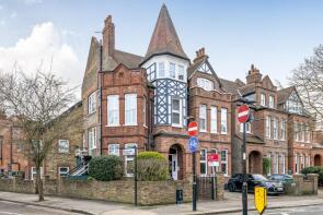 Flat 5, 18, Emanuel Avenue, London W3 6JH