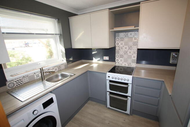 Redbridge Road 47 - Kitchen 1