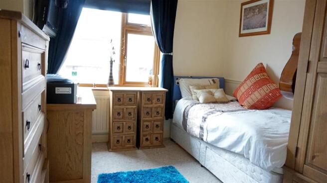 BEDROOM TWO (FRONT)