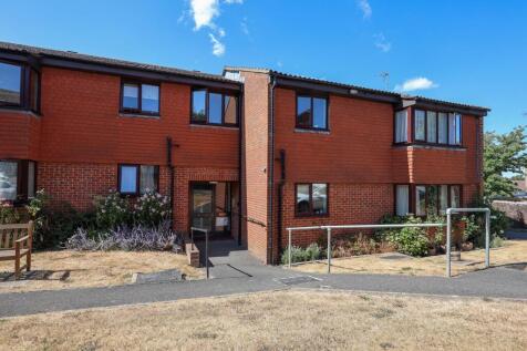 Tudor Gardens, Burgess Hill, RH15