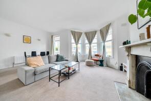 44, Rosebery Gardens, Hornsey, London N8 8SH