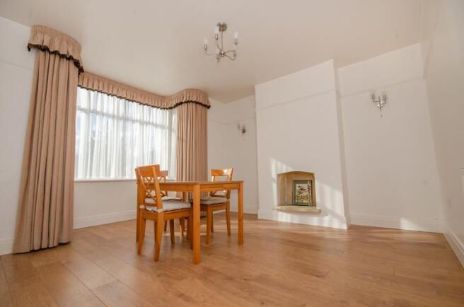 Dining room.jpg