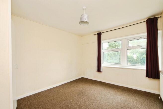 3 bed Semi-Detached for sale Image 9