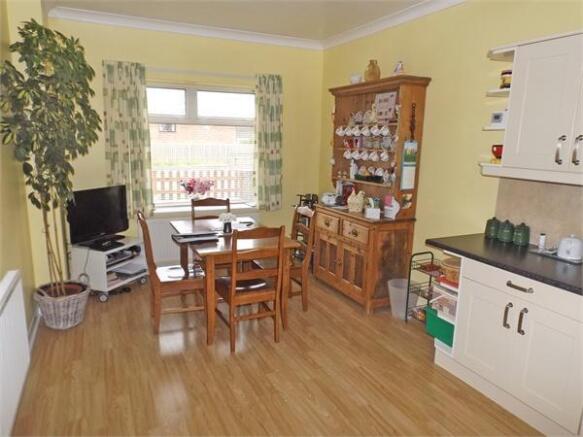 Refitted Dining Kit
