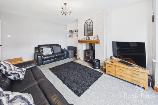 3 bed Semi-Detached for sale Image 8