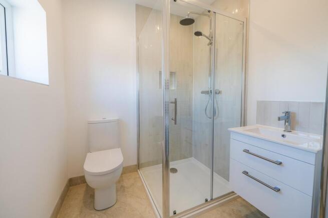 2 bed Bungalow for sale Image 6