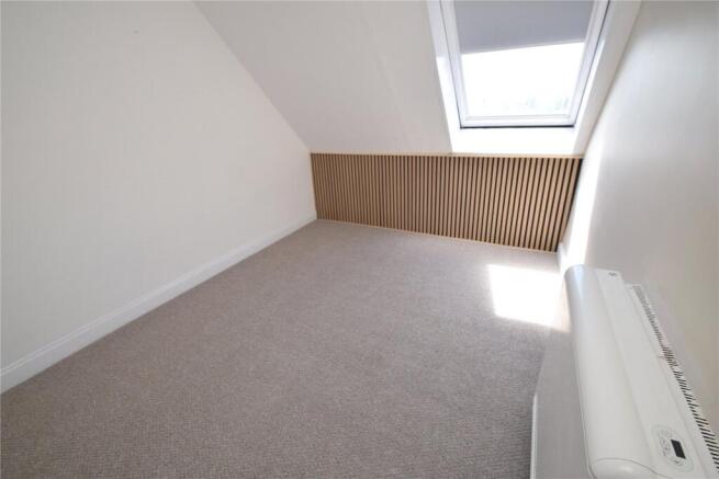2 bed Apartment to rent Image 6
