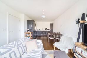 9, Beatty Court, Kenneth Way, Ealing W5 2TQ