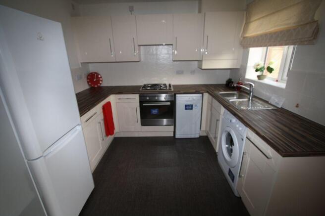 Kitchen/Breakfast Area