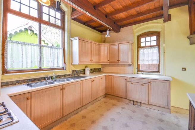 KITCHEN AREA
