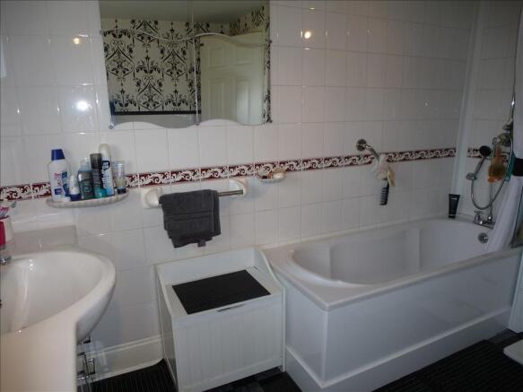 Photo 10