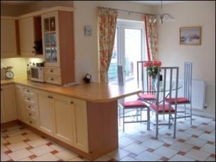 Kitchen/B'fast Room