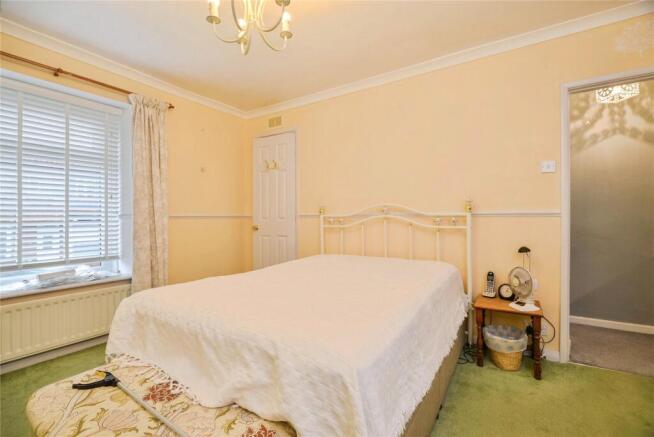 2 bed Terraced for sale Image 5