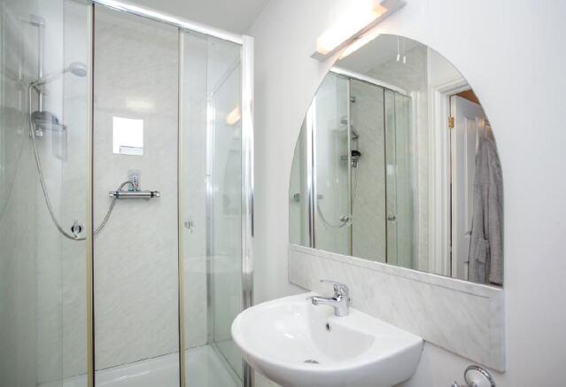 Bedroom 2 En-Suite.j