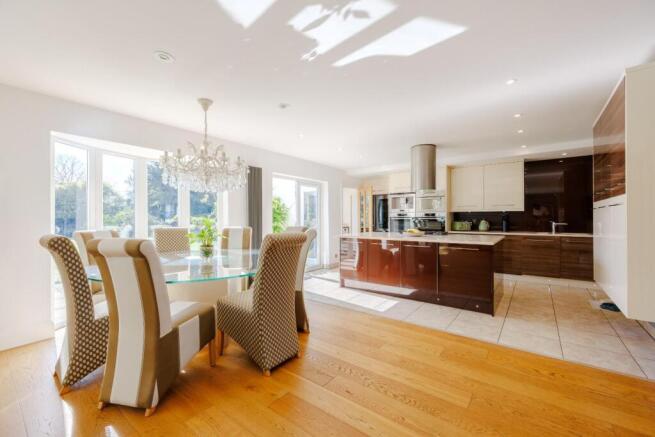 Dining Room / Kitchen