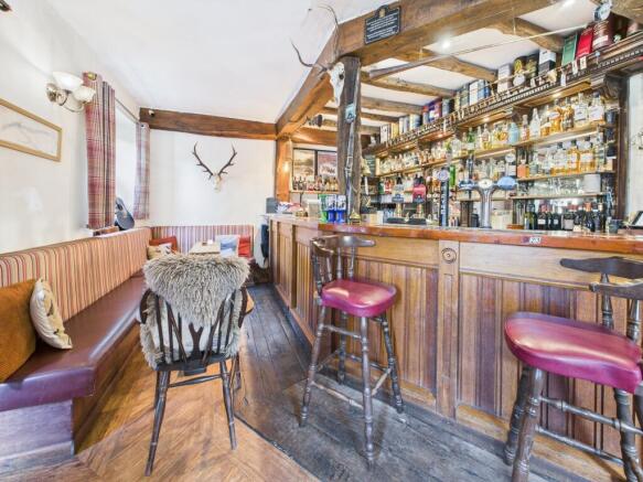 CAM03481G0-PR0094-STILL001