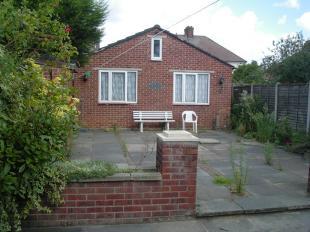 Detached annexe