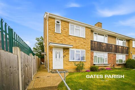 Boundary Road, Upminster, RM14