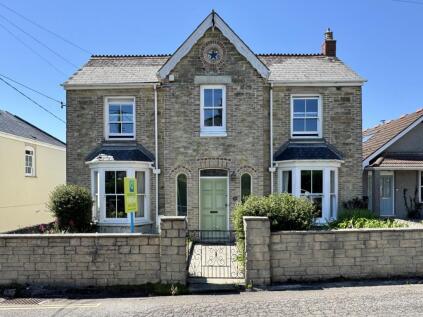 Carvoza Road, Truro
