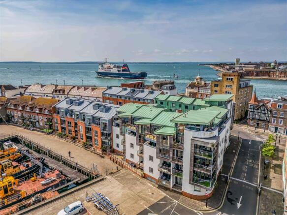 16 Seagers Court-Aerials-Small-PorticoMarketing-Ne