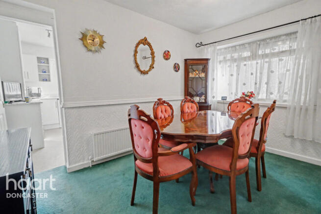 2 bed Bungalow for sale Image 7