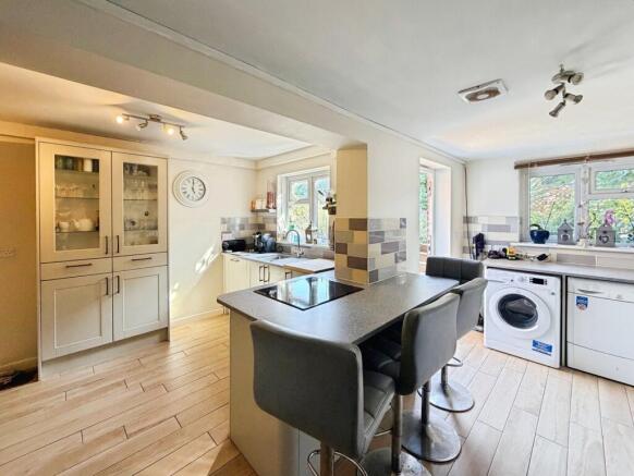Kitchen/Breakfast