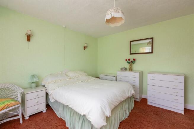 The Avenue 16 Bedroom 2-2.jpg