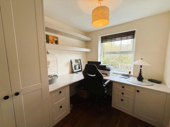 Stone Hill, St. Neots, PE19 photo 5