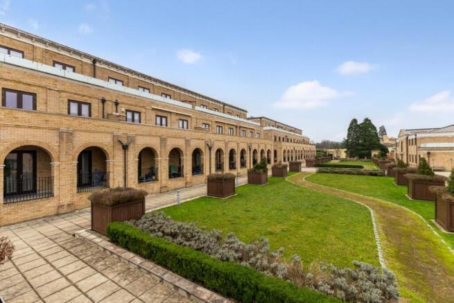 101908_12 Walled ...