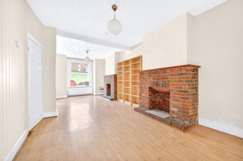 Morley Avenue, Wood Green