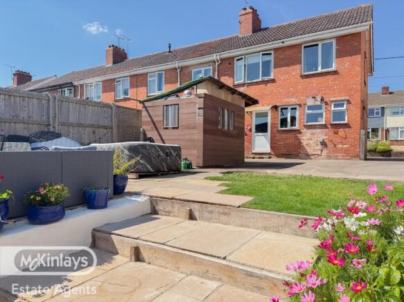 An Impressive Three-Bedroom Family Home with Exce