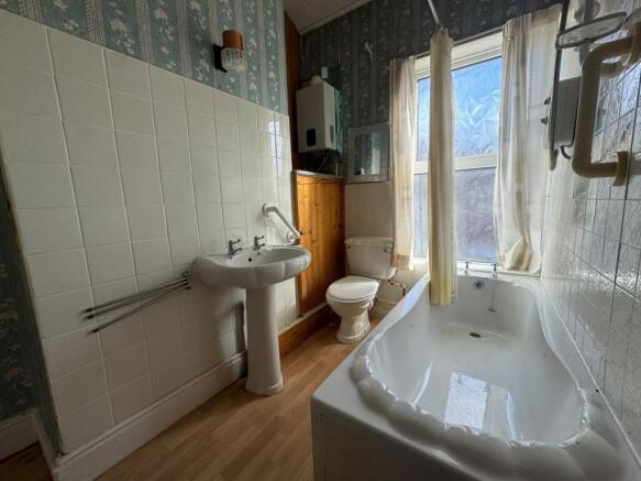 13, Robinson Street, Edgeley, Stockport photo 5