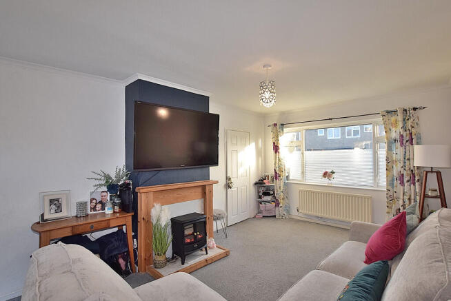 living room alt_0...