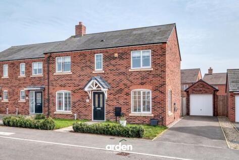 Goldcrest Way, Droitwich, WR9