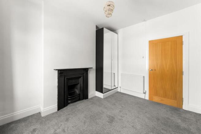 4 bed Terraced for sale Image 12