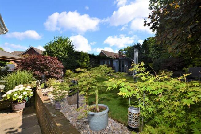NEW GARDEN 5 .JPG